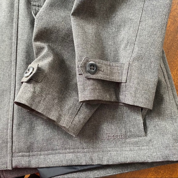 Men's L.L Bean Waterproof Jacket - Picture 12 of 13